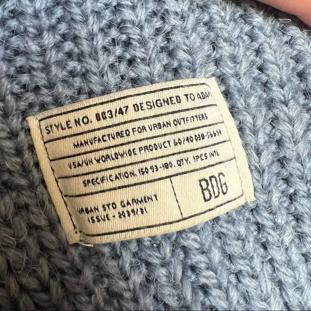 NEW BDG Urban Outfitters Fisherman Knit Sweater Blue Large